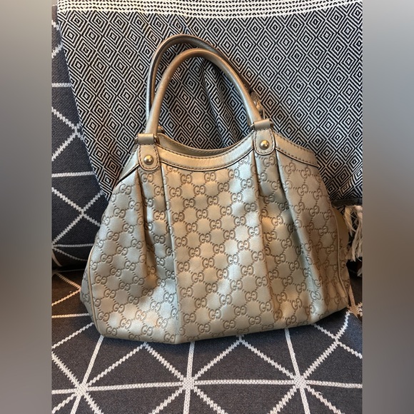 Gucci Guccissima Sukey Champagne Leather Tote Bag with Embossed GGs - Picture 3 of 15